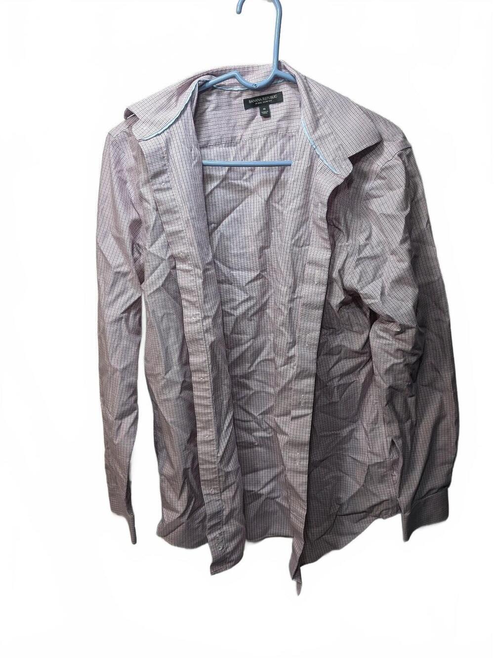 Banana Republic Men's Medium Button-Up Shirt